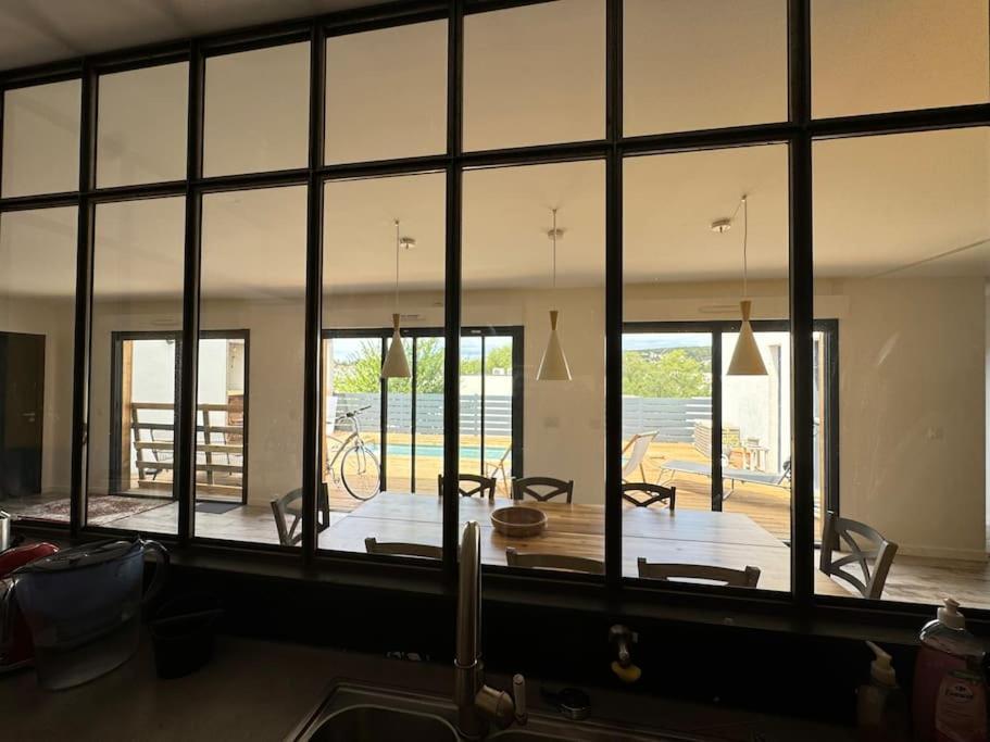 Luxury Villa With Pool And View Juvignac Bagian luar foto